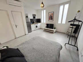 GregBnb - Studio 22m2 - Climatisé -10min Gare - 2